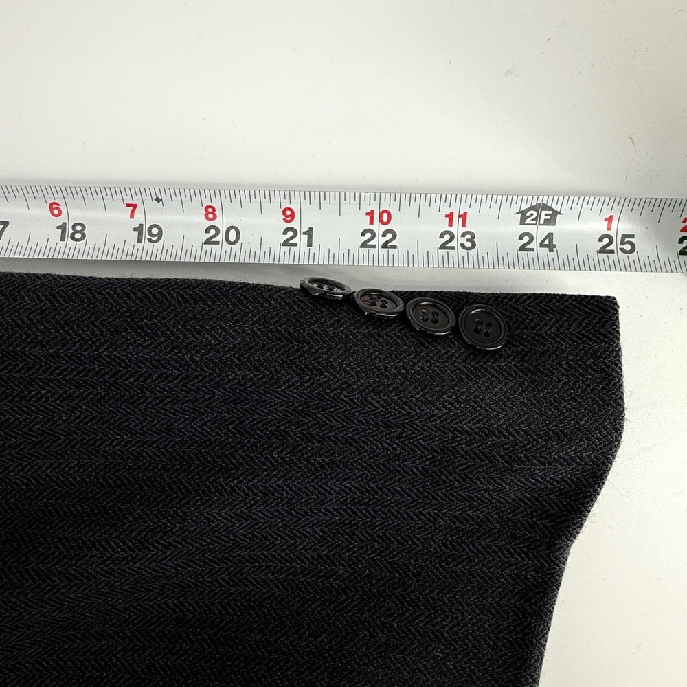 Donna Karan Signature‎ Mens Charcoal Grey Wool Herringbone 3-Button Italy 42 R - Picture 7 of 13